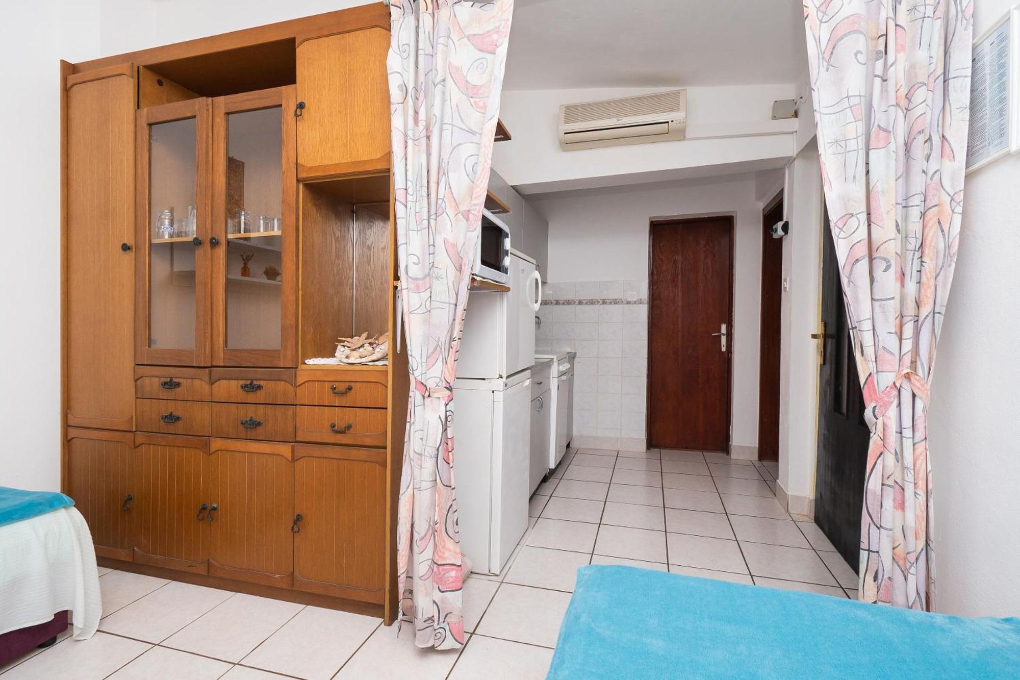 Apartments Stefani Vir Ngoại thất bức ảnh