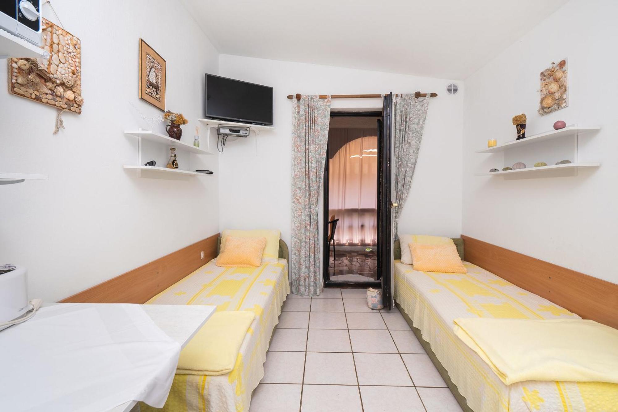 Apartments Stefani Vir Ngoại thất bức ảnh