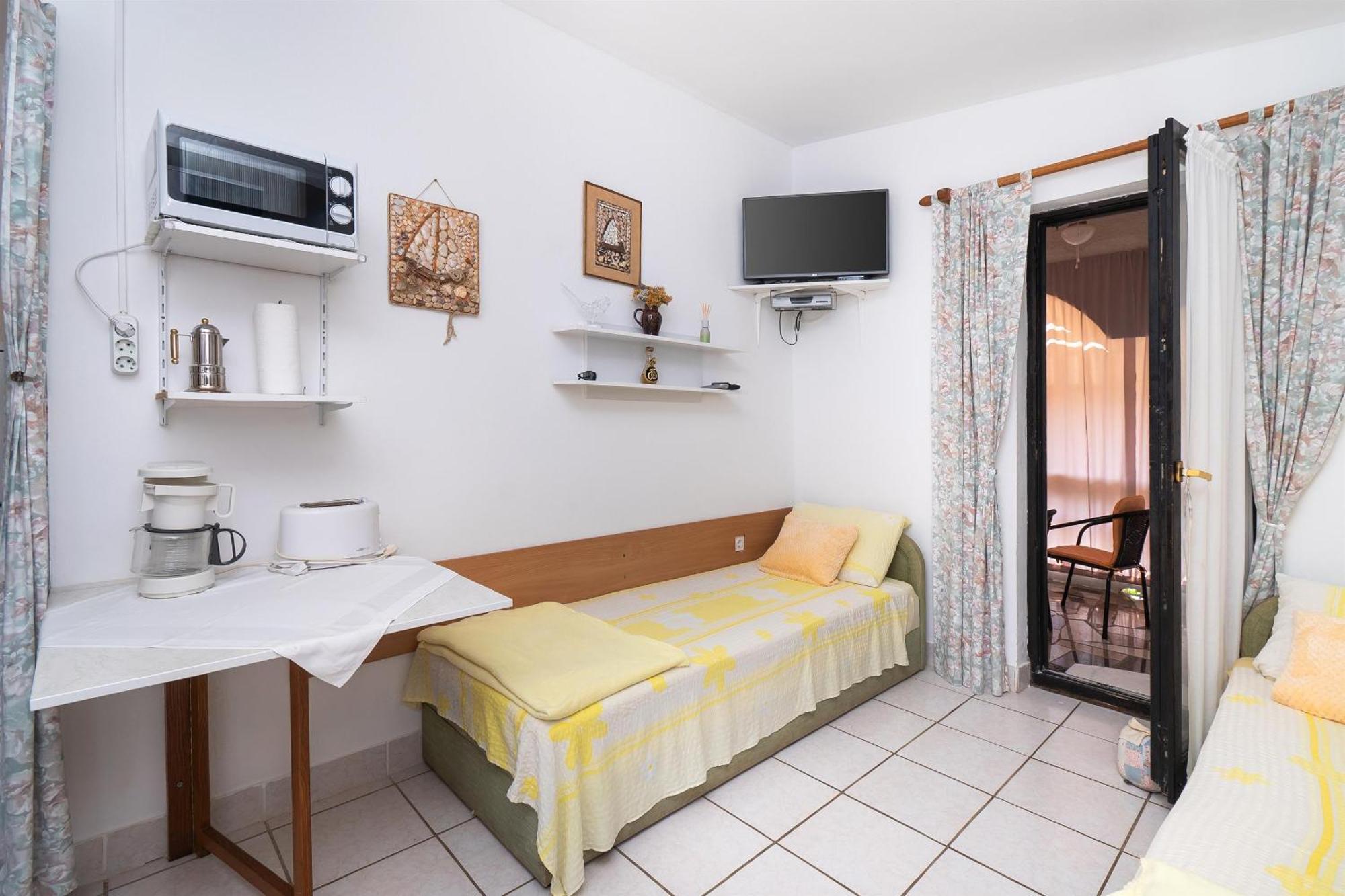 Apartments Stefani Vir Ngoại thất bức ảnh