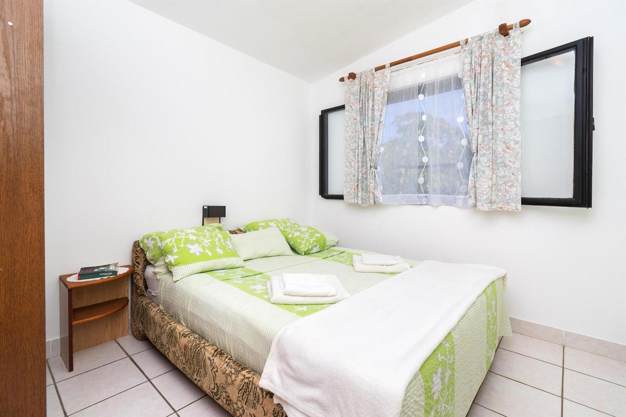 Apartments Stefani Vir Ngoại thất bức ảnh
